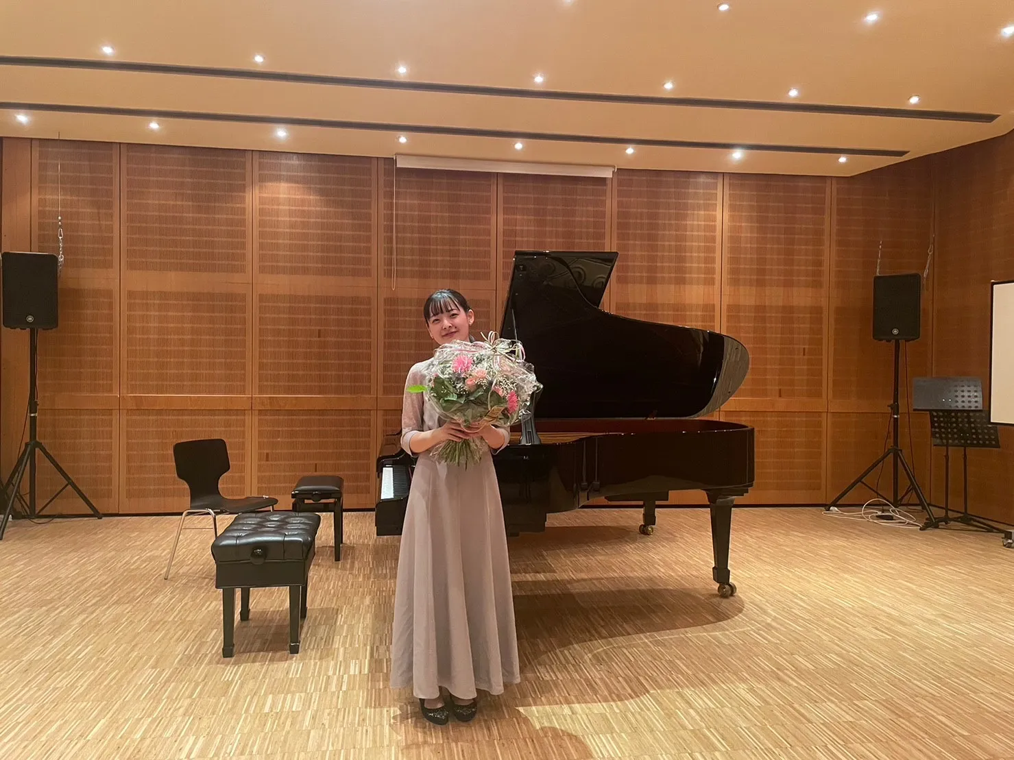 小嶋葵 ピアノ伴奏 コンサートの様子